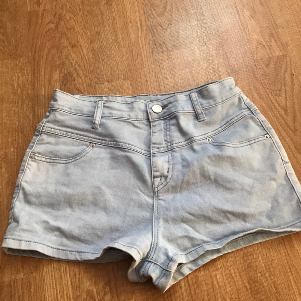 BDG Super high rise baby blue shorts